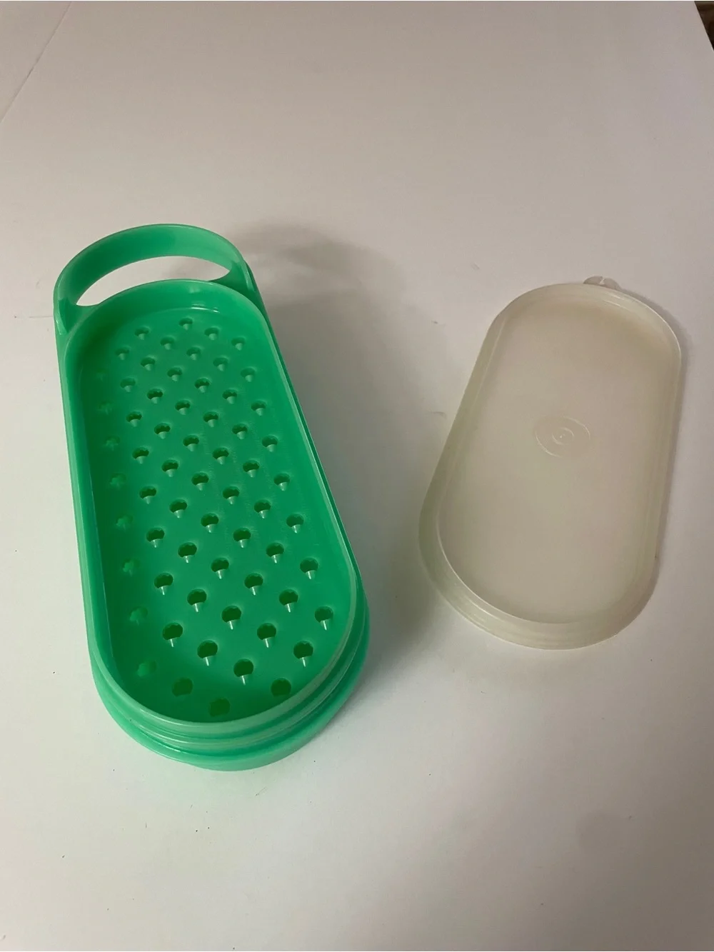 Tupperware Vintage Cheese Grater and Lid storage